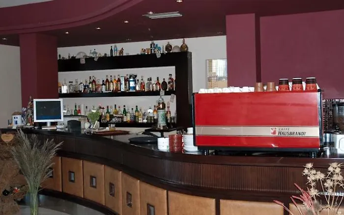 Royal 3* Sarandë