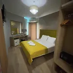 Royal 3* ساراندا