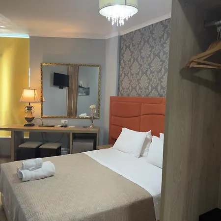 Royal Hotel Sarandë