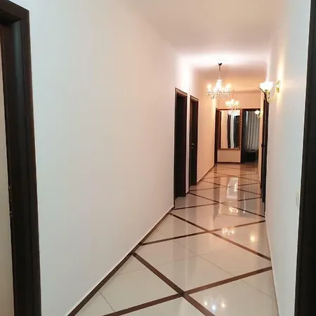 Royal Hotel 3*